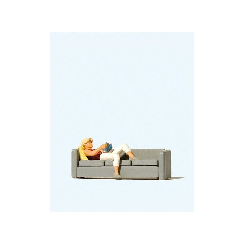 Preiser 28179 Lesende auf Sofa