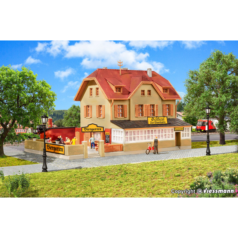 Kibri 37114 Gasthaus zur Eisenbahn mit Biergarten