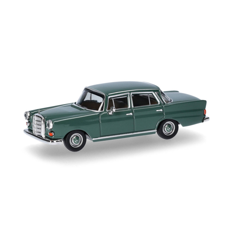 Herpa 420457-004 Mercedes-Benz 200 Heckflosse, moosgrün