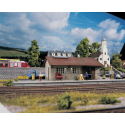 Piko 61824 Güterschuppen...